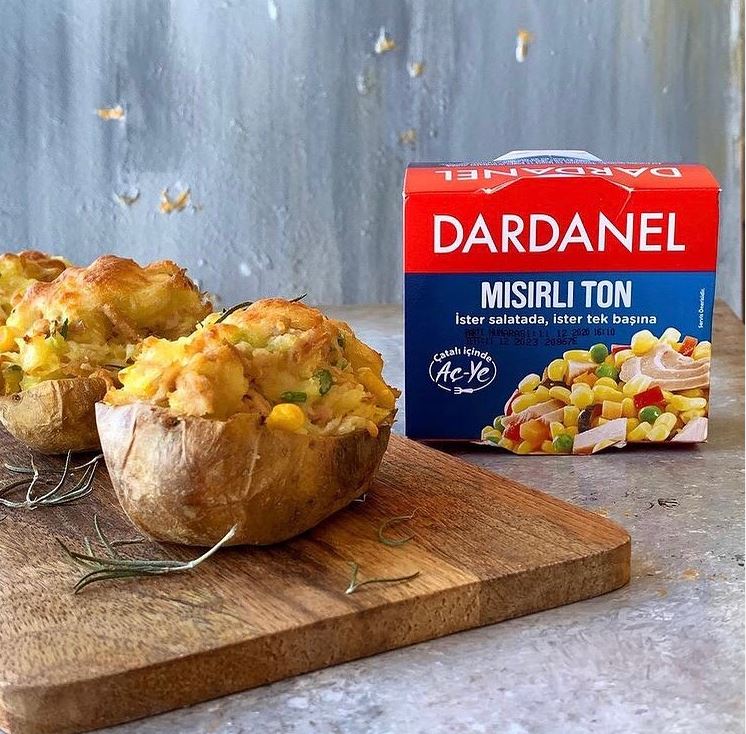 Dardanel Tuna Salad with Corn Baked Potato